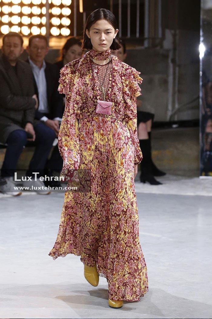 لباس پوشیده گل گلی در هفته مد پاریس