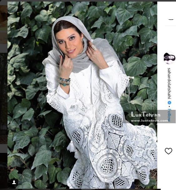طرح مانتو سفید رنگ جذاب سحر دولتشاهی در اینستاگرام