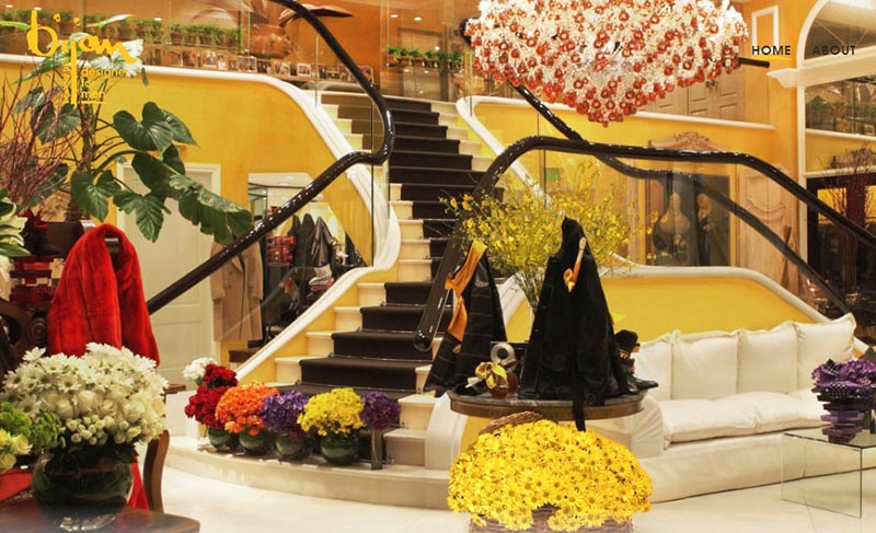 بوتیک زرد رنگ بیژن نمای داخل