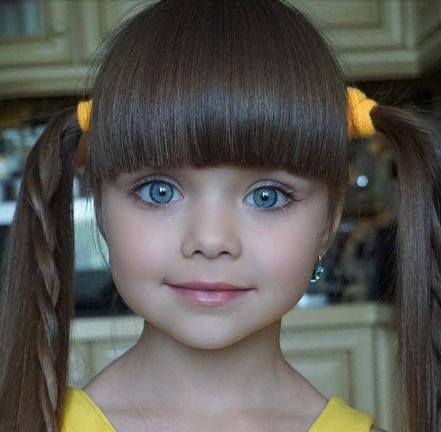 آناستازیا مدل ۵ ساله روس