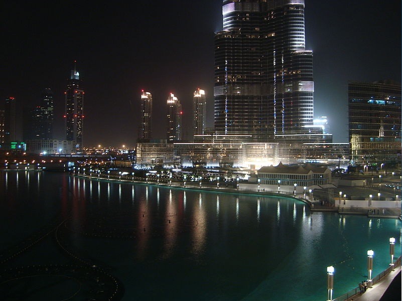 برج خلیفه دوبی در شب 