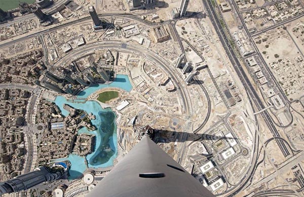 سازه راس برج خلیفه جاذبه های گردشگری دوبی