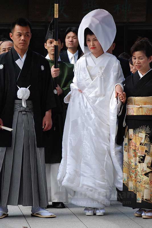 لباس عروس کیمونو 