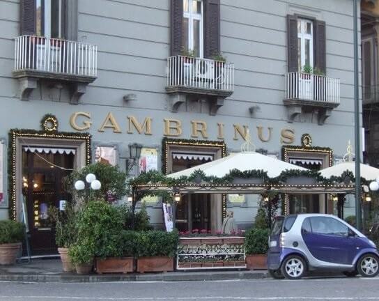 کافه گامبرینیوس یکی از مقصد های لاکچری گرد ها 